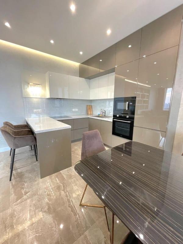 Vip Apartment 120M2 With Panoramic Windows, 22 Floor. Obolon كييف المظهر الخارجي الصورة